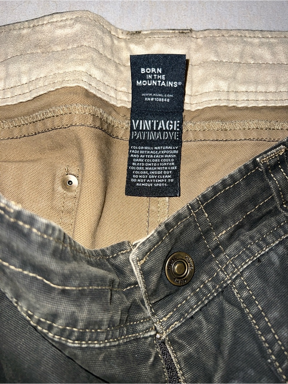 Kuhl Men's Cargo Shorts with Utility Pockets 34x32 - Picture 6 of 7